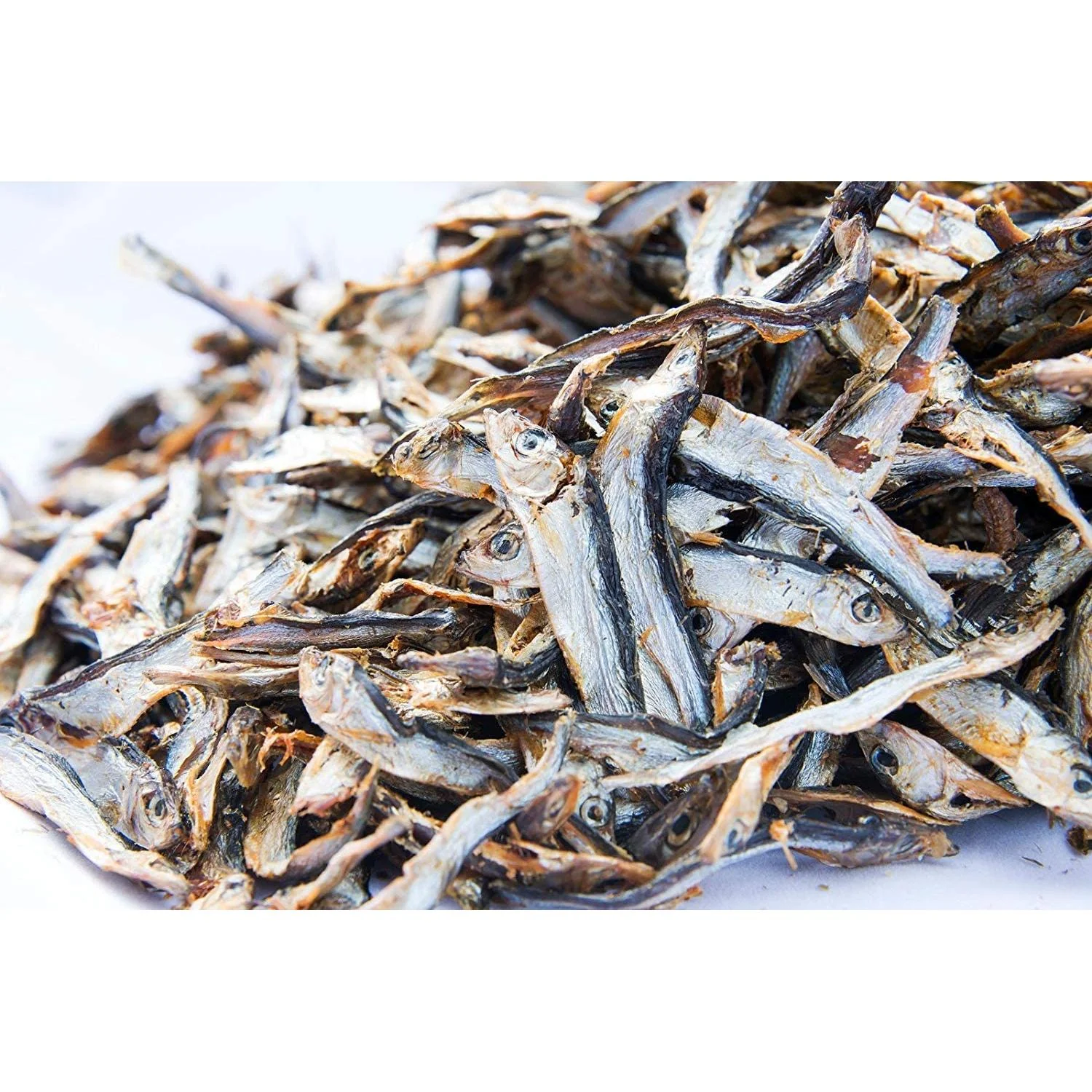 Superpet Dried Sprats Dog Treats, Hypoallergenic Natural Dog Treats, 100% Dried Sprats, High in Protein & Omega 3 Fish Oil, Grain Free Treats for Dogs, Cats, Puppies & Kittens - Image 2