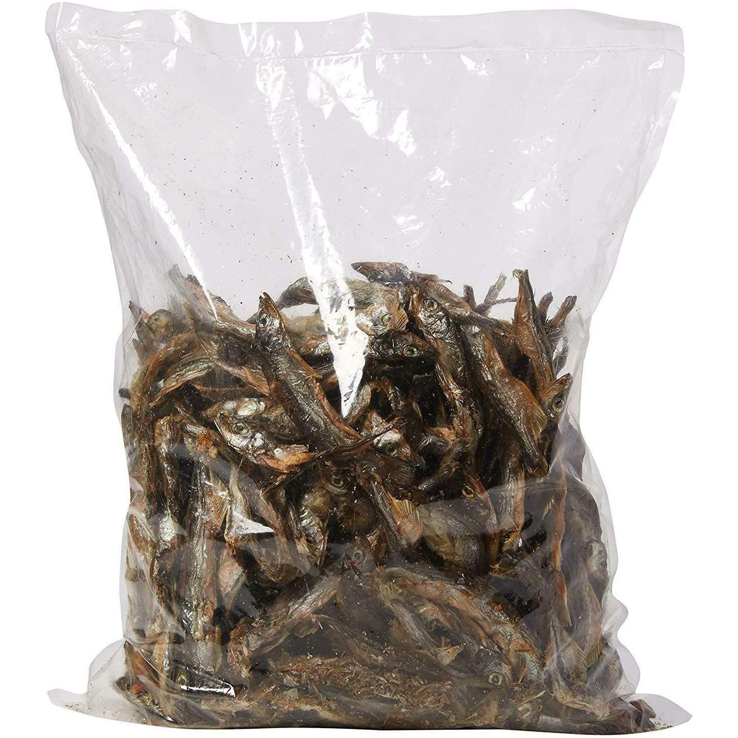 Superpet Dried Sprats Dog Treats, Hypoallergenic Natural Dog Treats, 100% Dried Sprats, High in Protein & Omega 3 Fish Oil, Grain Free Treats for Dogs, Cats, Puppies & Kittens - Image 3